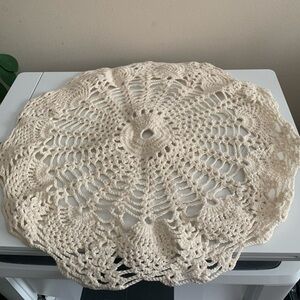 Vintage Lot Doilies